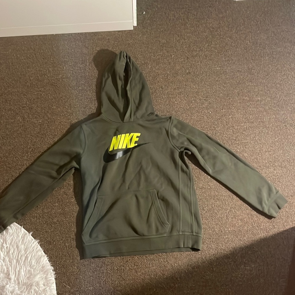 Nike Green Sweatshirt